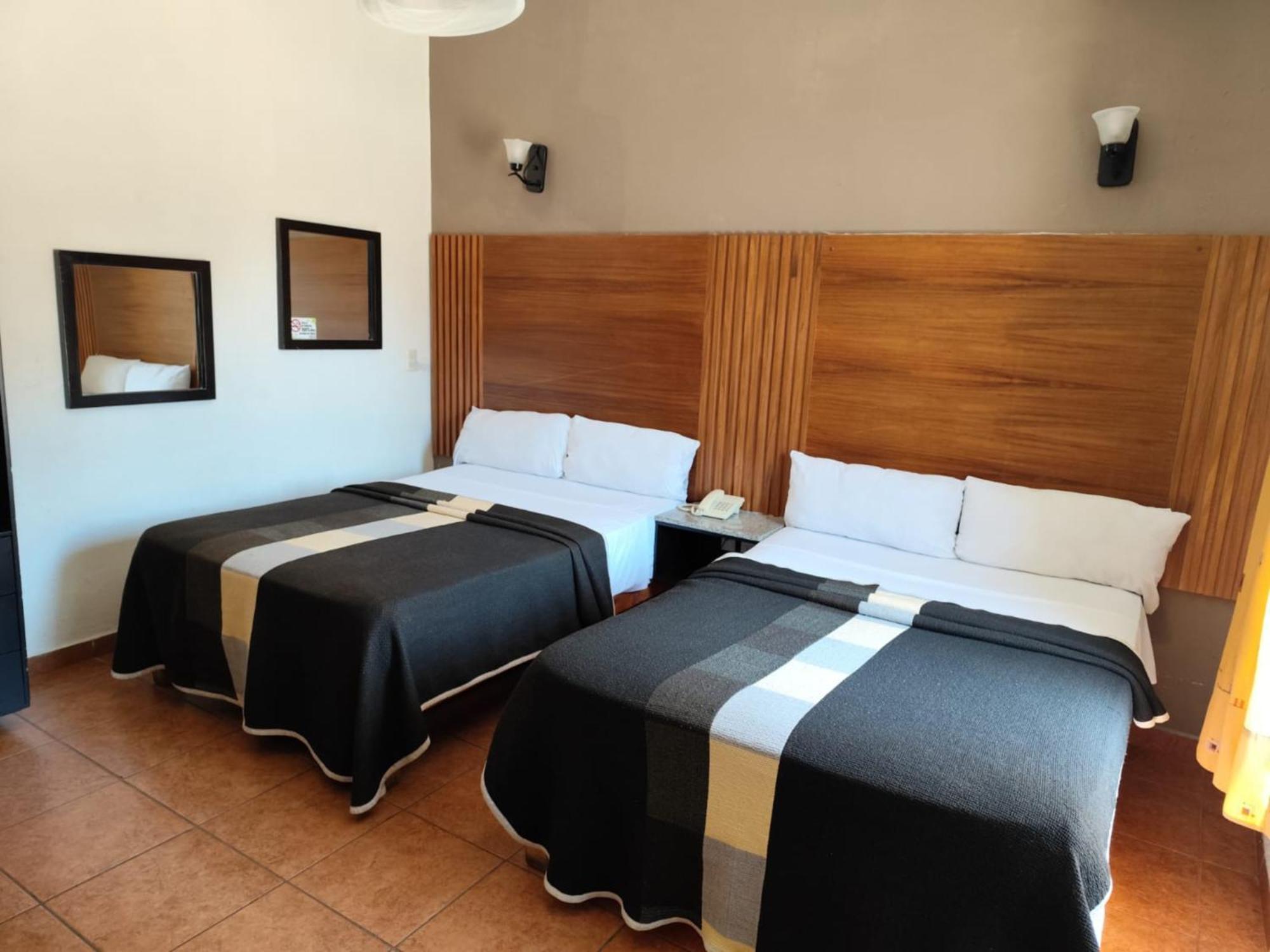 Hotel Aquiles Guadalajara Camera foto